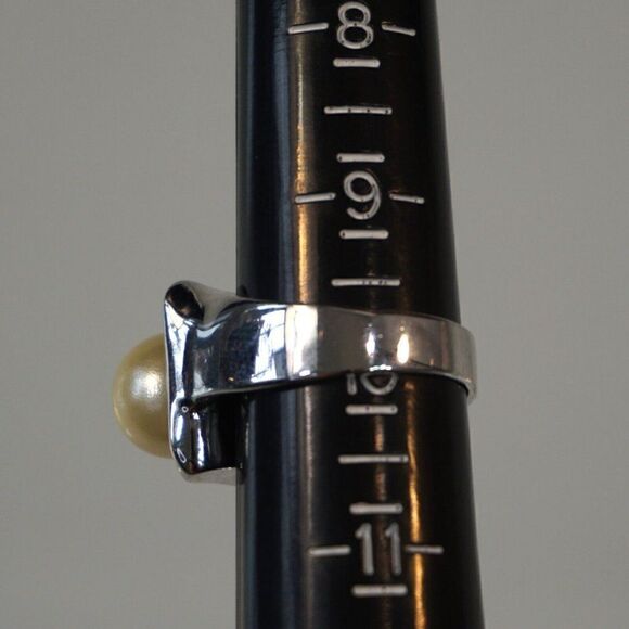 Statement Ring Square Top Size 10 Ring Faux Pearl And Rhinestones Silver Tone - Picture 6 of 6